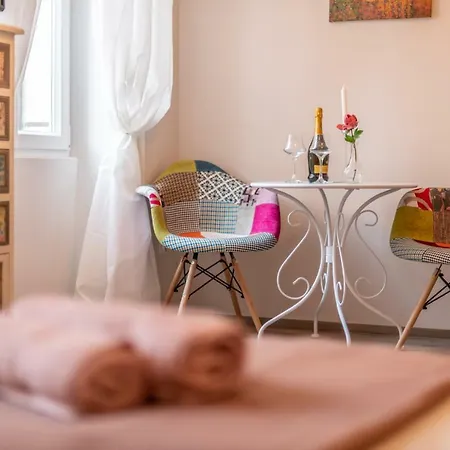 Old Romantic 3 Appartement Pula