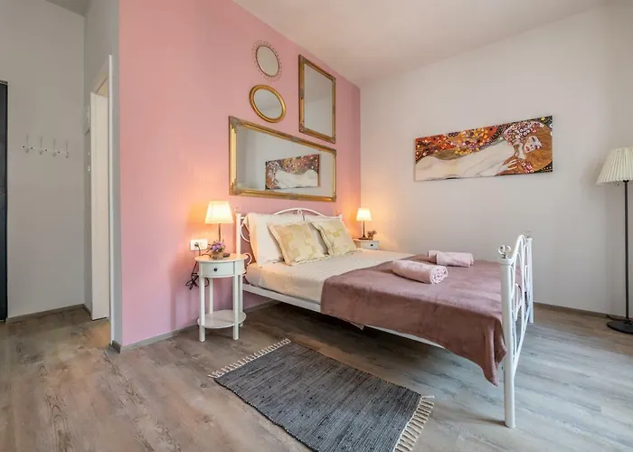 Old Romantic 3 Apartman *