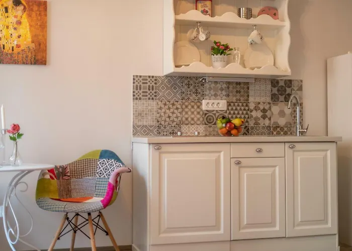 Old Romantic 3 Apartman