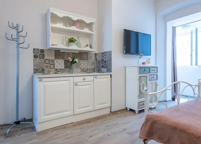 Old Romantic 3 Apartman Pula