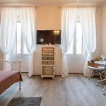Apartment Old Romantic 3 *