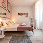 Old Romantic 3 Daire