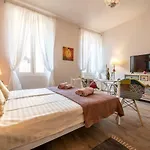 Old Romantic 3