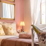 Old Romantic 3 Apartment